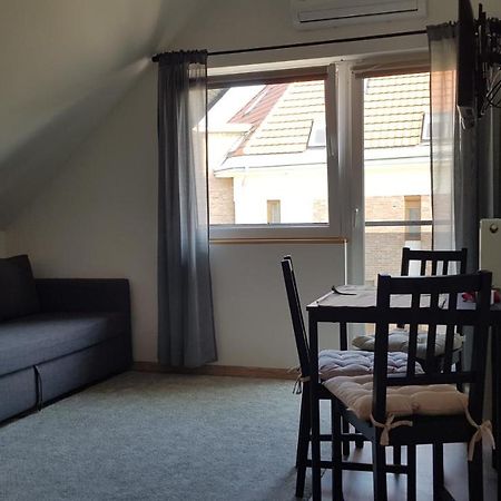 Vegvar Delux Apartman Gyula Bagian luar foto
